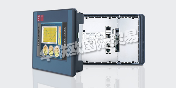 BERGHOF技術和家族企業自成立以來一直是跨越各個學科的密集知識轉移的代名詞。今天，這種協作方式體現在“創新中心”的理念中，員工在八個不同的業務部門中生活和呼吸。