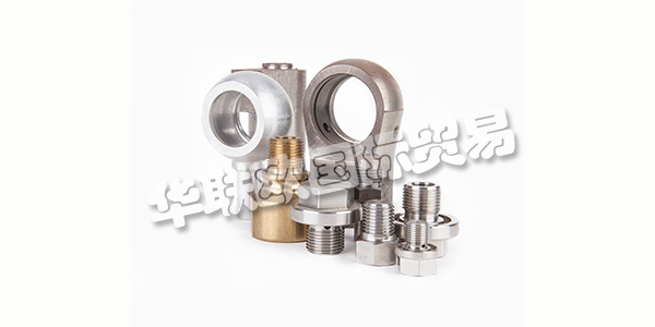 意大利BERNIO主要產(chǎn)品：BERNIO氣動(dòng)元件、墊圈、活塞、聯(lián)軸器等。BERNIO精密工程公司成立于1971年，由弗朗西斯科·伯尼奧(Francesco Bernio)的遺囑在距離克雷莫納(Cremona)幾公里處，經(jīng)過多年的員工經(jīng)驗(yàn)。從單獨(dú)轉(zhuǎn)動(dòng)的最初活動(dòng)開始，只需一臺(tái)機(jī)器，就可以開發(fā)出Bernio機(jī)械車削：第一個(gè)員工被雇傭，機(jī)器公園增加到4個(gè)單位。2001年，他的兒子Fausto加入公司，直接在機(jī)器上工作， 2006年，當(dāng)時(shí)負(fù)責(zé)管理的女兒艾琳娜被加入。他們共同確立了自己的領(lǐng)地參考點(diǎn)，并逐漸領(lǐng)導(dǎo)金屬加工公司 由于機(jī)器的不斷發(fā)展和對高度專業(yè)化人員的不斷培訓(xùn)，擴(kuò)大了領(lǐng)土邊界。