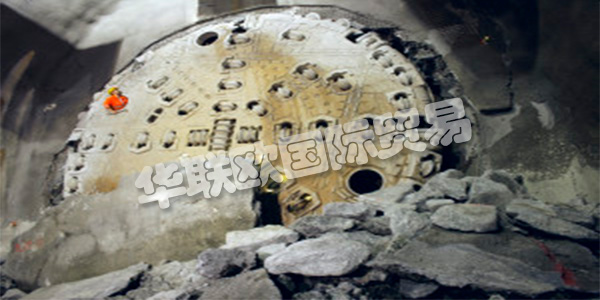 德國VMT主要產品：VMT視覺控制器、傳感器等。VMT的開始在Herrenknecht AG集團內，Dipl.-Ing。(FH)Manfred Messing于1994年4月8日成立了一個兩人測量員辦公室，這是VMT歷史的開始。目前，VMT在Bruchsal |德國總部雇傭了200名員工，在4大洲擁有5家子公司。