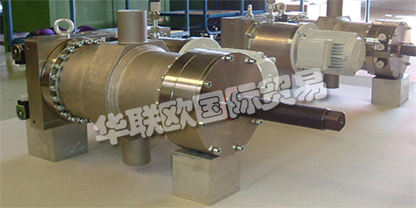 B&B HYDRAULIK-TECHNIK GmbH由Helitut Brocke和HenningB?hr于1983年在Witten-Herbede成立。目的是銷售用于骨料結構的液壓元件和液壓附件。在短時間內,對完整的Hydraulilk系統的需求變得非常大,以至于他們的生產開始了。