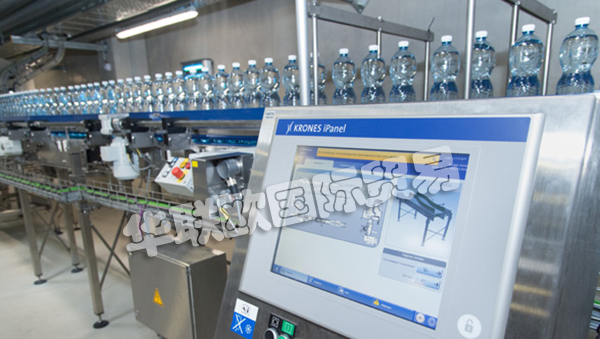 品牌介紹：【KRONES】總部位于德國新特勞普林的克朗斯KRONES集團為各種工藝過程技術、灌裝技術和包裝技術開發規劃并制造機器和整套設備。KRONES的產品組合借助內部物流系統、信息技術和工廠規劃而得以完善。KRONES設備每天處理的瓶子、易拉罐和特殊造型容器數以百萬計...更多關于德國KRONES,KRONES灌裝機,KRONES貼標機產品內容還請繼續閱讀以下文章，謝謝！