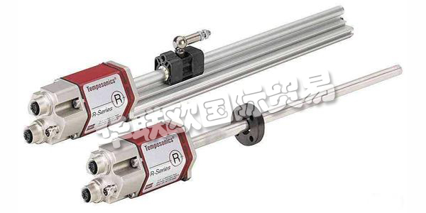 位移傳感器又稱為線性傳感器，是一種屬于金屬感應的線性?器件，傳感器的作用是把各種被測物理量轉(zhuǎn)換為電量。位移是和物體的位置在運動過程中移動有關的量，位移的測量方式所涉及的范圍是相當廣泛的。小位移通常用應變式、電感式、差動變壓器式、渦流式、霍爾傳感器來檢測，大的位移常用感應同步器、光柵、容柵、磁柵等傳感技術來測量。下文為您介紹MTS位移傳感器。